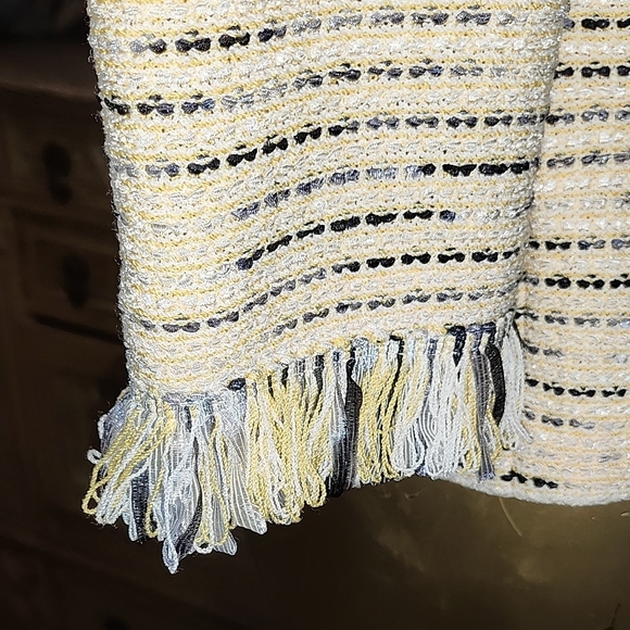 St. John Cream and Black Women's Jacket With Fringe Detail Sz. 4 - Picture 4 of 9